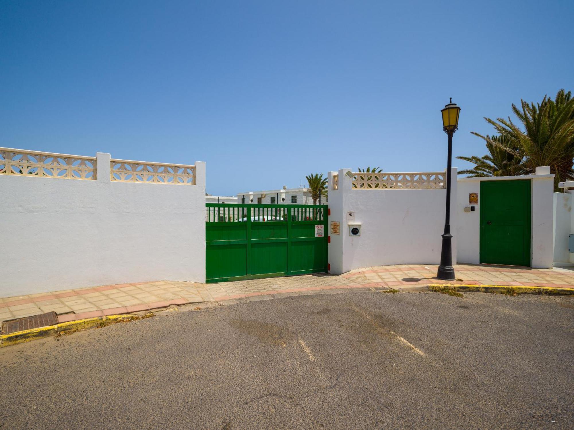 Sea Breeze Pool View & Wifi By Irent Fuerteventura Apartamento Corralejo Exterior foto